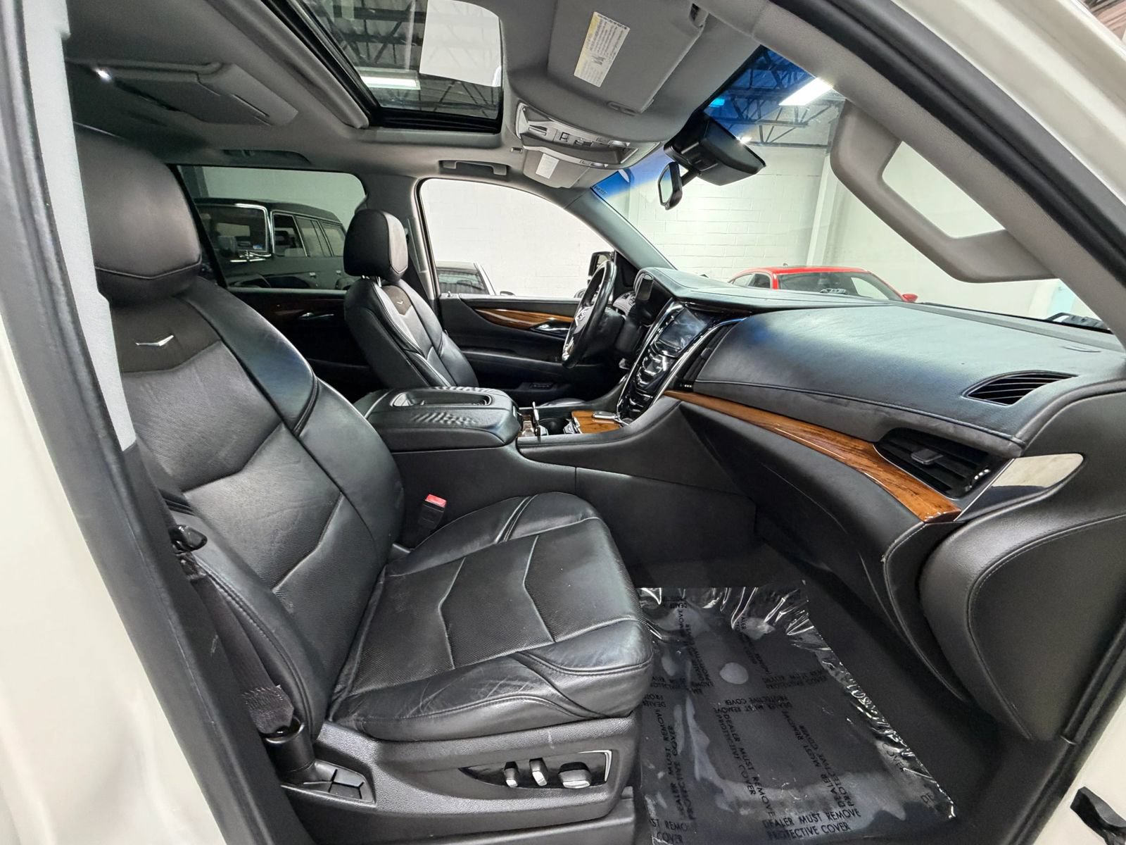 Used 2015 Cadillac Escalade ESV Premium AWD/4WD image 22