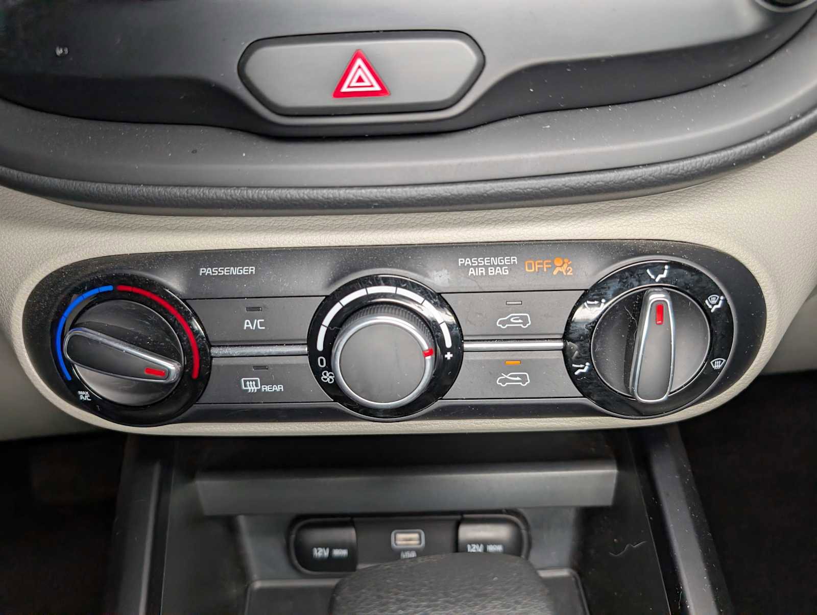 Certified 2023 Kia Soul LX image 30