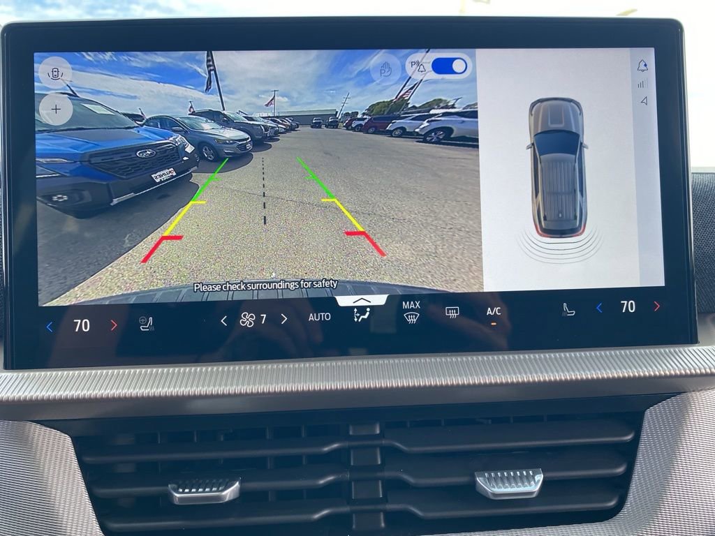 New 2025 Ford Explorer Active image 41