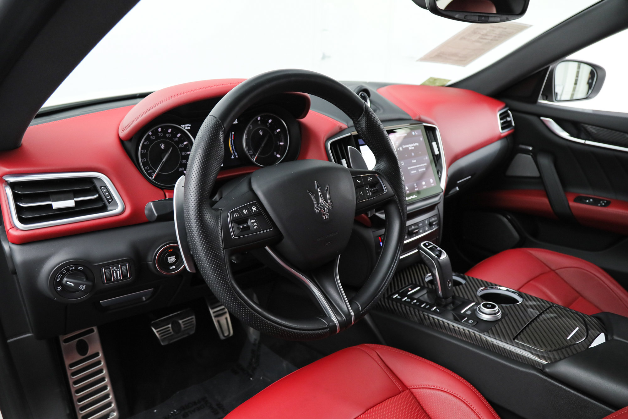 Used 2021 Maserati Ghibli S GranSport RWD image 15