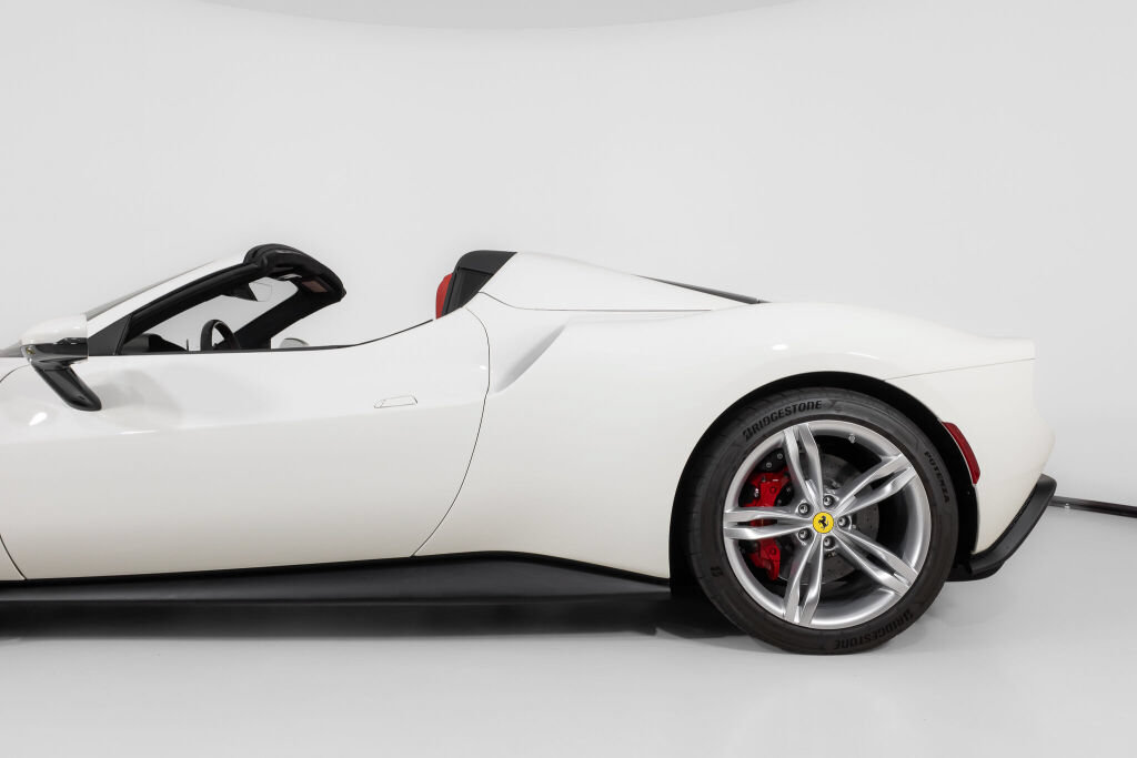 Used 2025 Ferrari 296 GTS RWD image 16