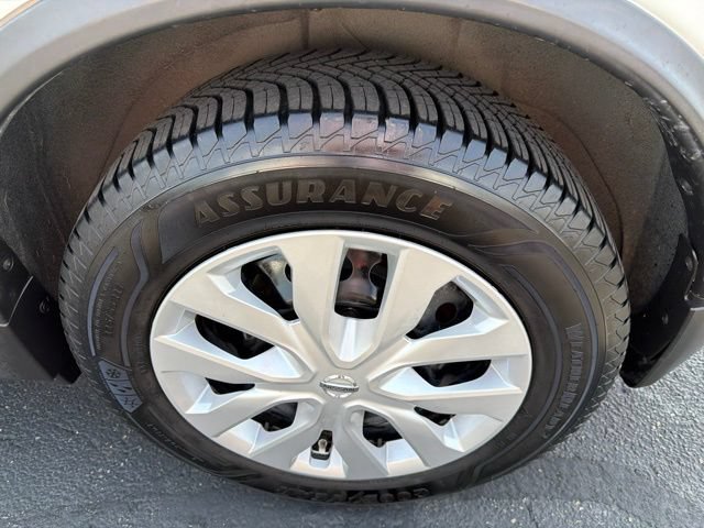 Used 2016 Nissan Rogue S w/ S Family Package FWD image 26