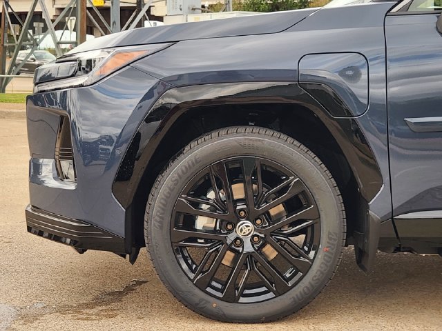 New 2026 Toyota RAV4 XSE AWD/4WD image 5