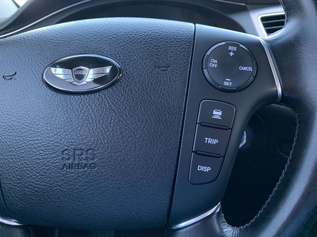Used 2012 Hyundai Genesis 5.0 R-Spec RWD image 20