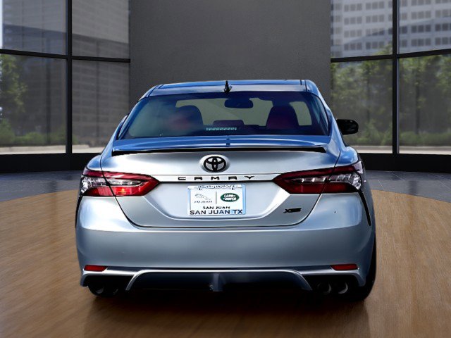 Used 2023 Toyota Camry XSE image 4