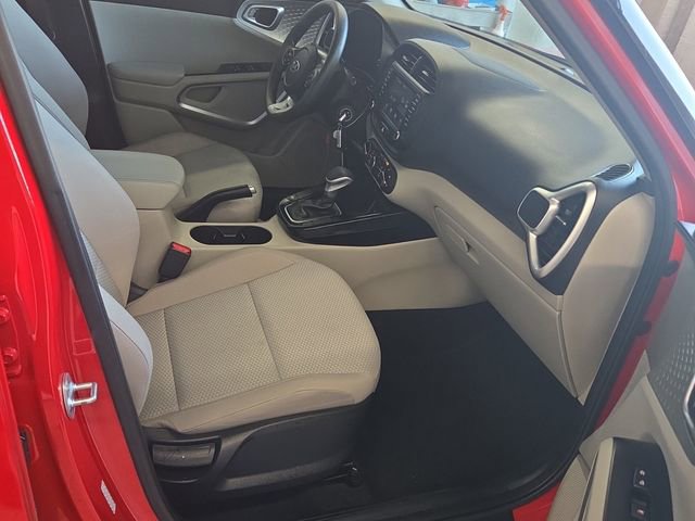 Used 2020 Kia Soul LX FWD image 11