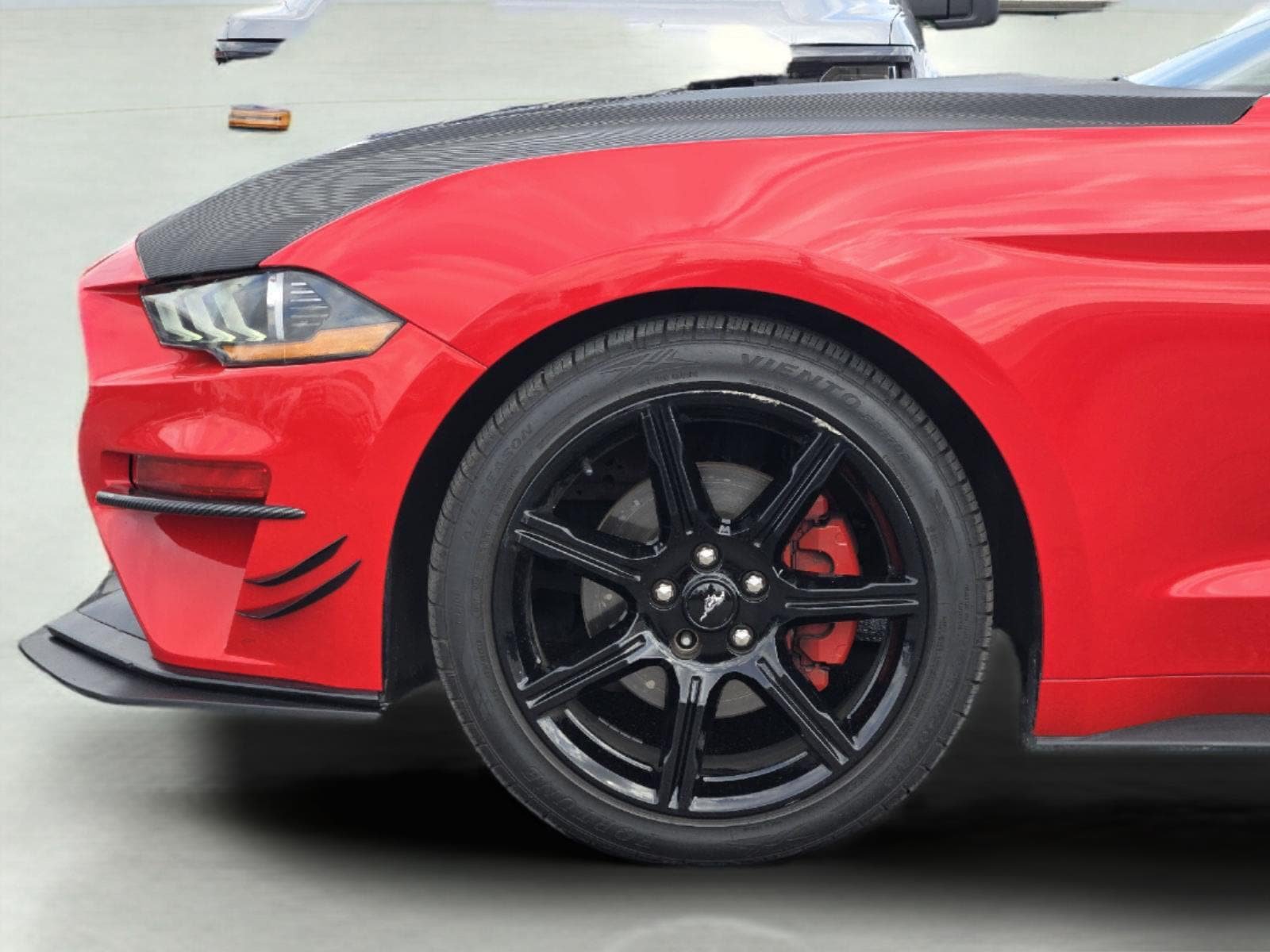 Certified 2022 Ford Mustang Premium RWD image 9