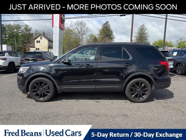 Used 2019 Ford Explorer XLT w/ Equipment Group 202A AWD/4WD image 4