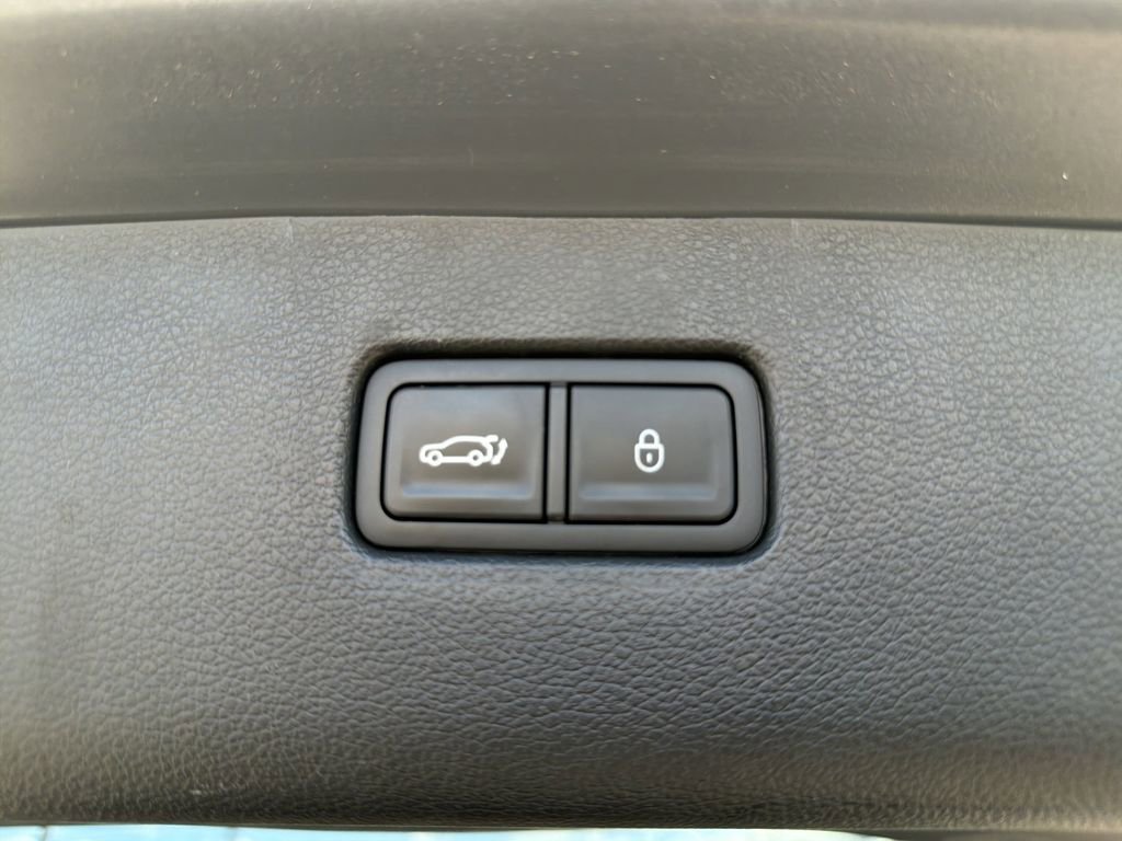 Used 2024 Genesis GV80 3.5T w/ Prestige Package image 25