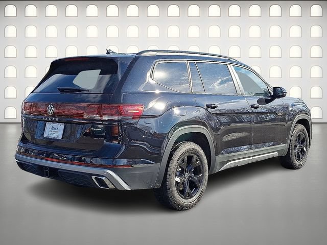 New 2026 Volkswagen Atlas Peak Edition AWD/4WD image 4