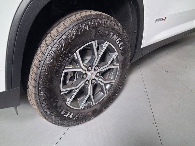 New 2026 GMC Acadia AT4 w/ Super Cruise Package AWD/4WD image 9