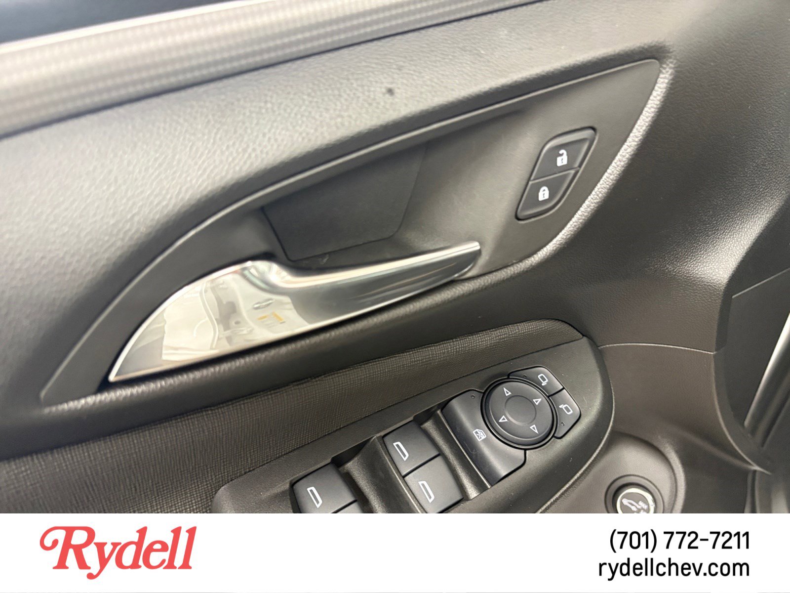 Used 2025 Buick Envista Avenir FWD image 11