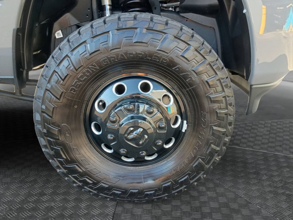 New 2026 RAM 3500 Lone Star AWD/4WD image 9