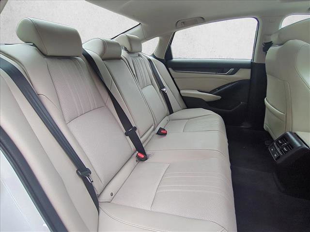 Used 2021 Honda Accord Touring image 24