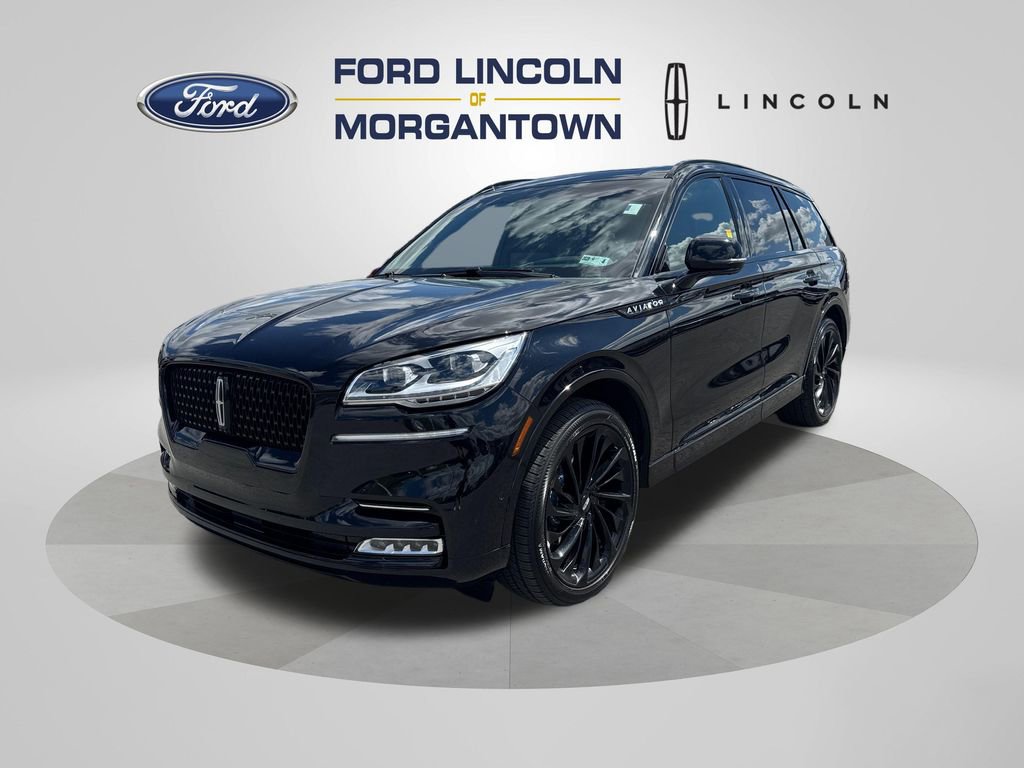 Used 2023 Lincoln Aviator Reserve w/ Equipment Group 201A image 2