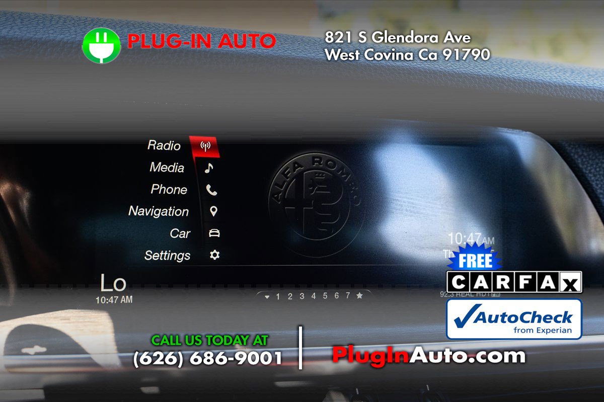 Used 2018 Alfa Romeo Stelvio Ti Sport image 24