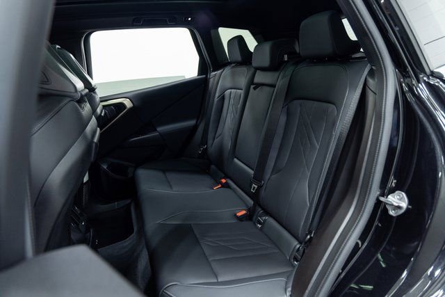 Used 2025 BMW X3 xDrive30i w/ Premium Package image 23