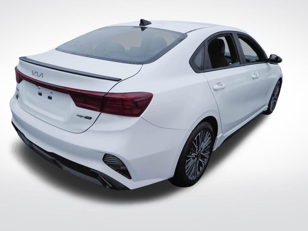 Used 2023 Kia Forte GT-Line w/ GT-Line Premium Package image 7