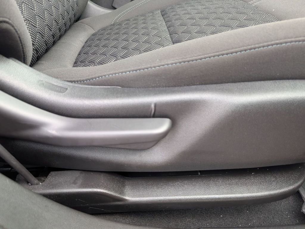 Used 2019 Chevrolet Blazer LT image 43