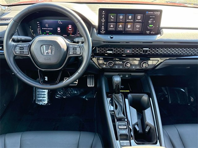 Used 2025 Honda Accord Sport image 15