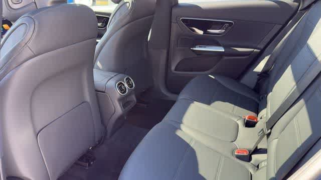 Certified 2026 Mercedes-Benz GLC 300 4MATIC image 31