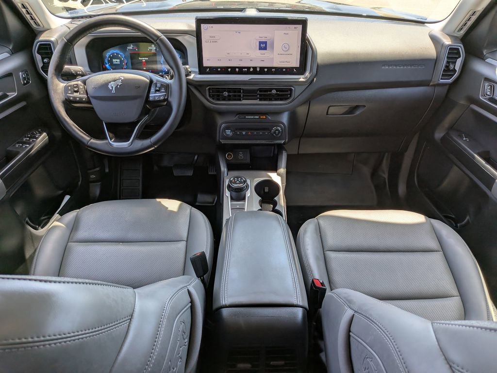 Used 2025 Ford Bronco Sport Badlands image 13