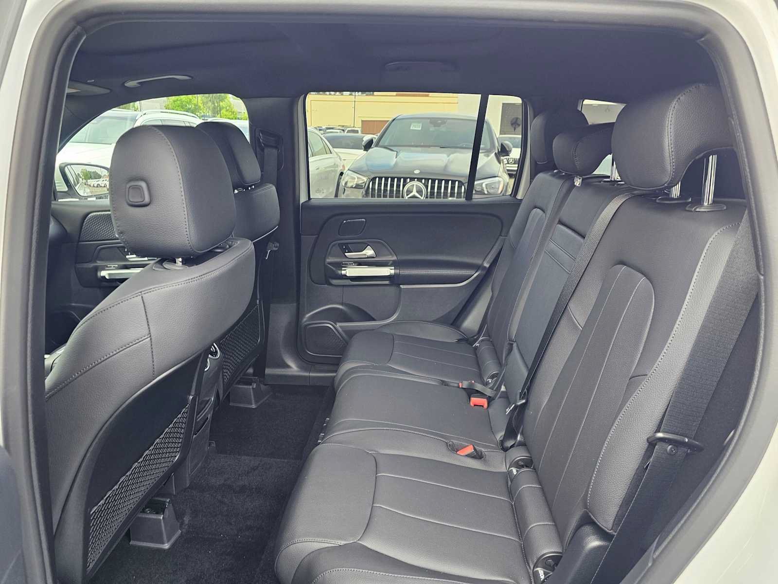 New 2026 Mercedes-Benz GLB 250 image 16