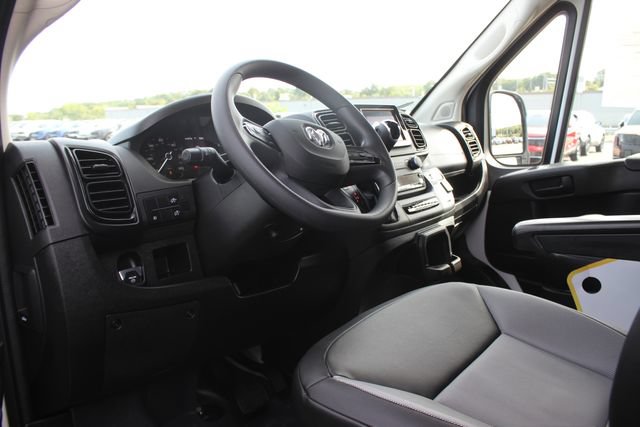 Used 2026 RAM ProMaster 3500 w/ Convenience Group FWD image 3