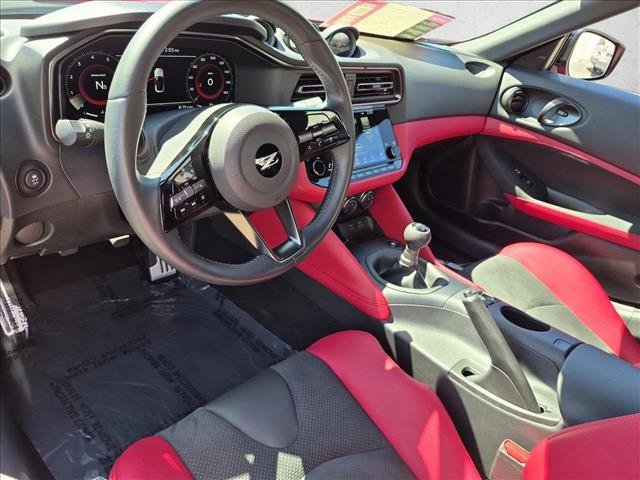 Used 2024 Nissan Z Performance w/ Floor Mat Package RWD image 10