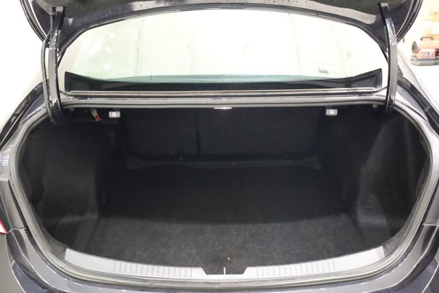 Used 2023 Chevrolet Malibu LT image 29