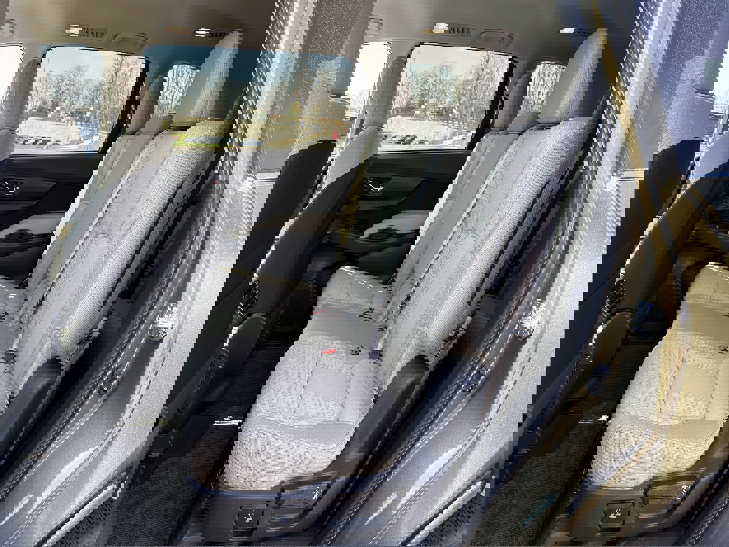 Used 2025 Subaru Ascent Premium image 32