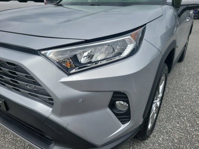Used 2019 Toyota RAV4 Limited AWD/4WD image 16