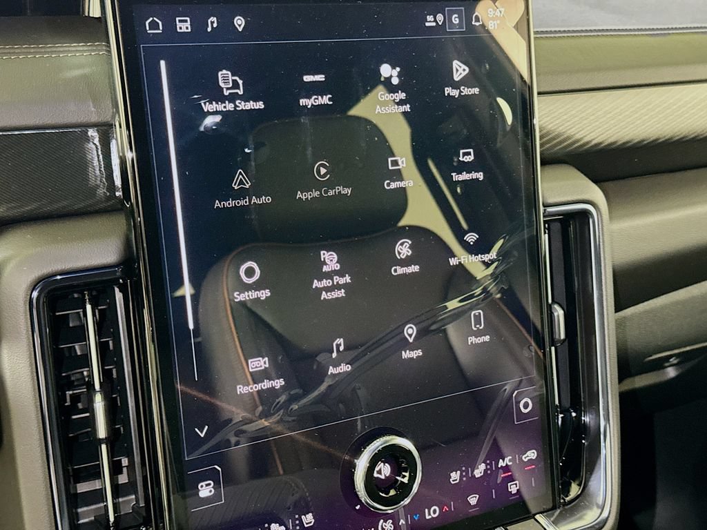 New 2026 GMC Yukon XL AT4 w/ AT4 Premium Package AWD/4WD image 7