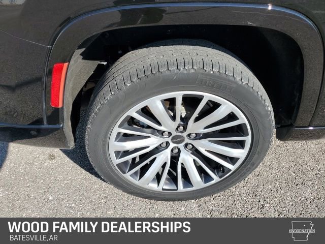 Used 2024 Jeep Grand Wagoneer L Series III w/ Rear Seat Video Group 1 image 28