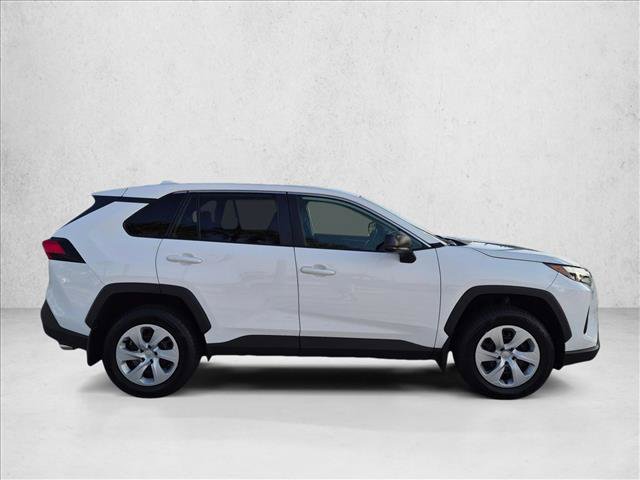 Used 2024 Toyota RAV4 LE FWD image 4