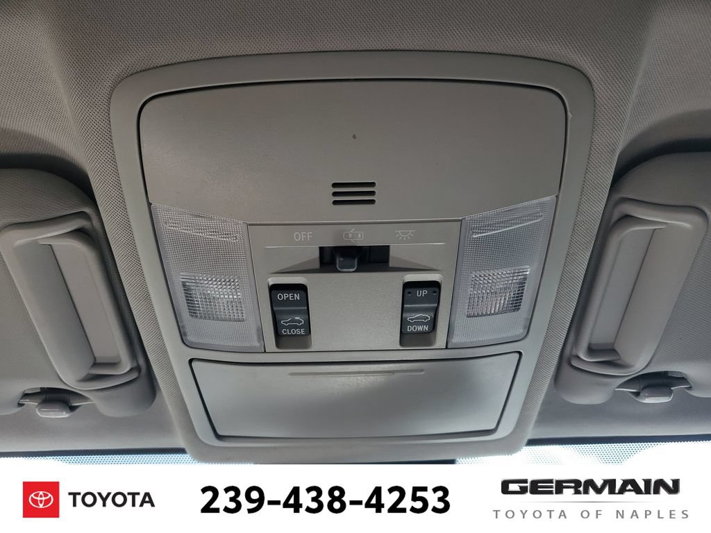 Used 2017 Toyota RAV4 Limited w/ Advanced Technology Package AWD/4WD image 34