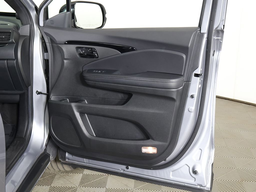 Used 2022 Honda Passport Elite image 28