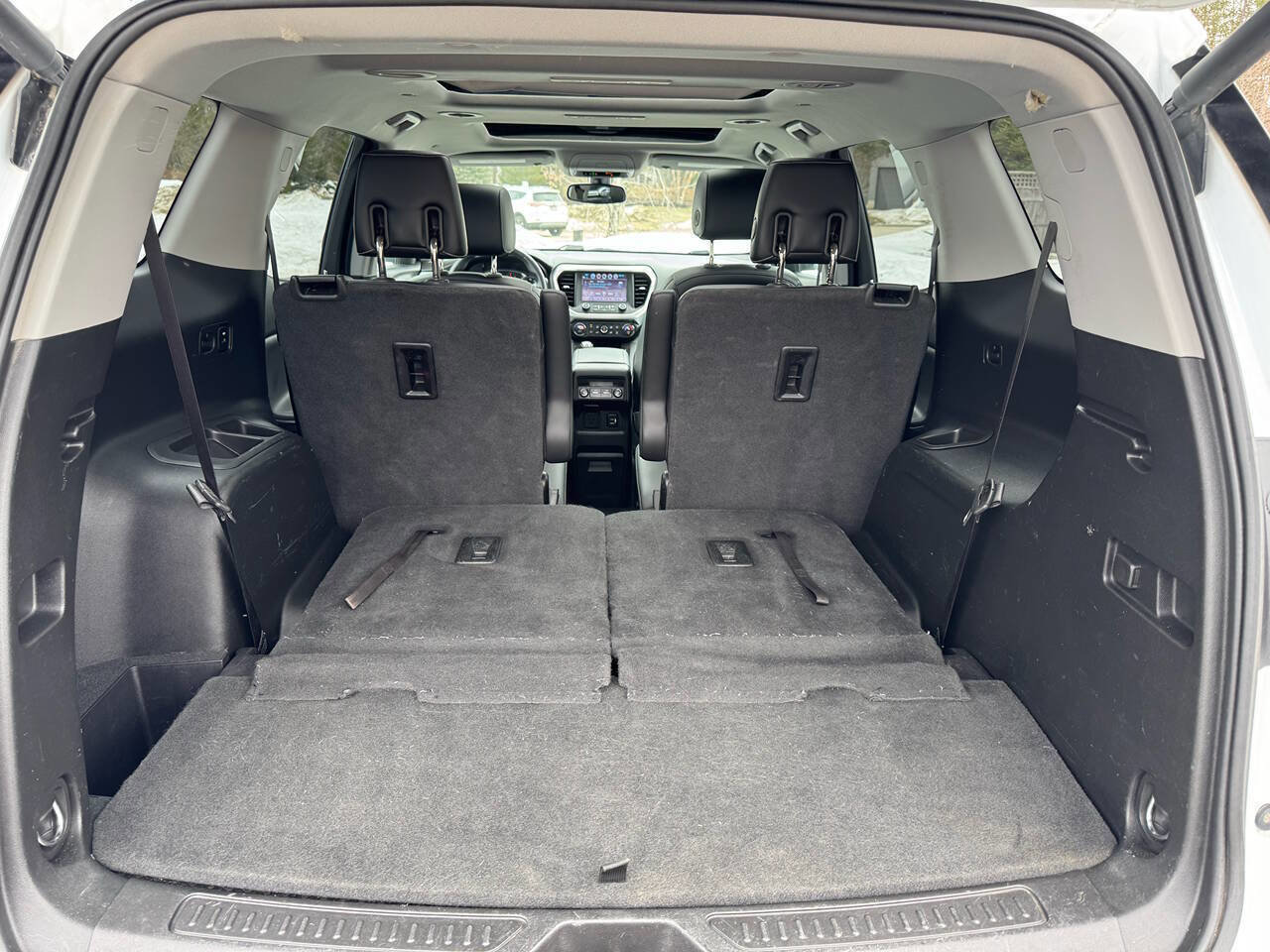 Used 2018 GMC Acadia SLT AWD/4WD image 20