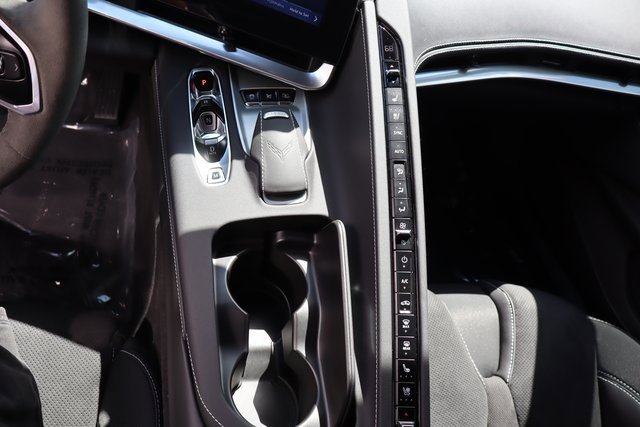 Used 2025 Chevrolet Corvette Z06 image 33