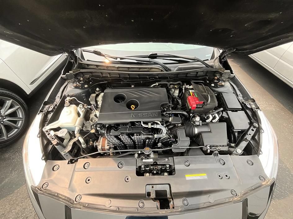 Used 2019 Nissan Altima 2.5 S FWD image 11