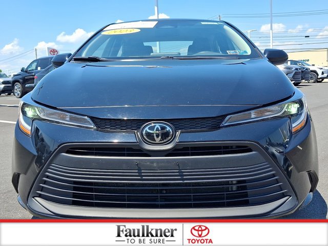 Certified 2023 Toyota Corolla LE FWD image 2