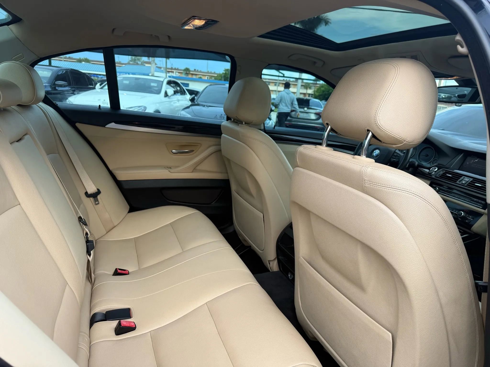 Used 2016 BMW 528i Sedan image 15