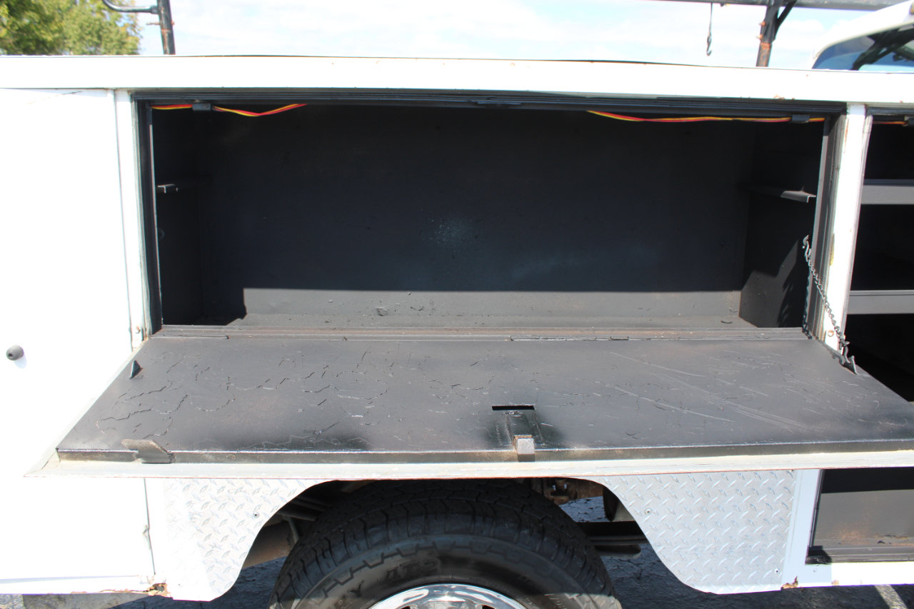 Used 2013 Ford F250 XL w/ PWR Equipment Group image 9