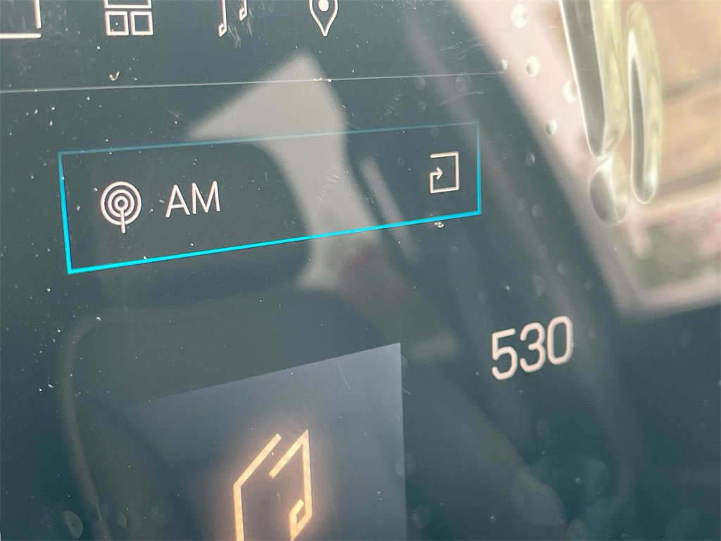 New 2025 GMC Yukon Elevation image 23