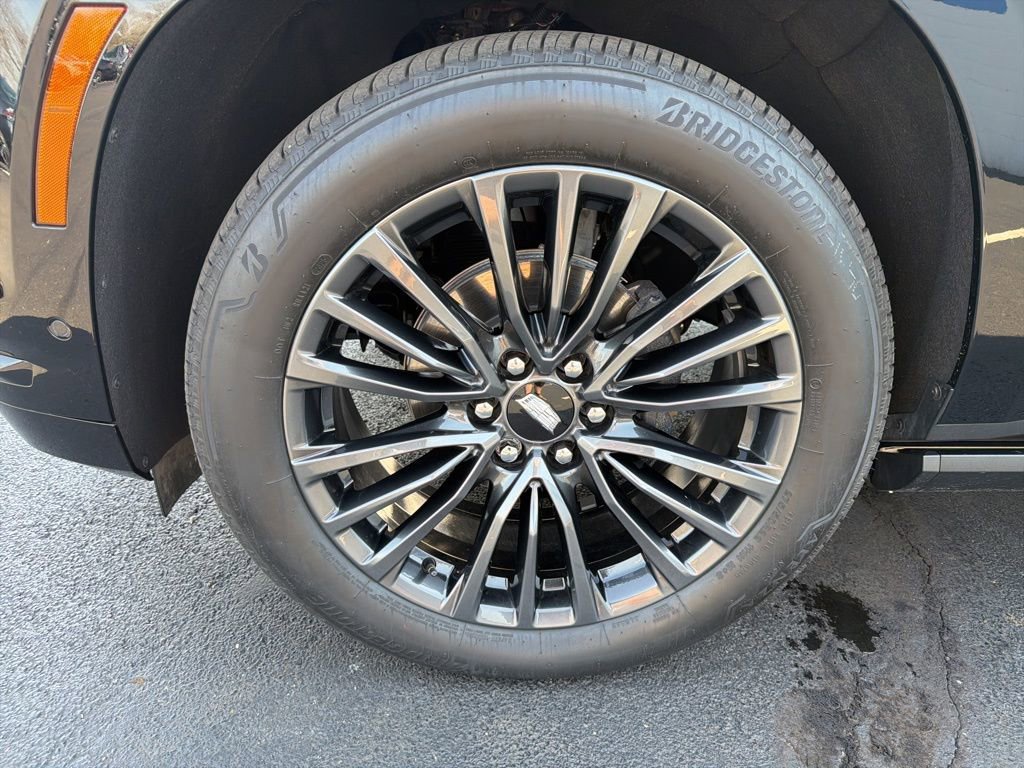 Used 2025 Cadillac Escalade ESV Sport Platinum image 10