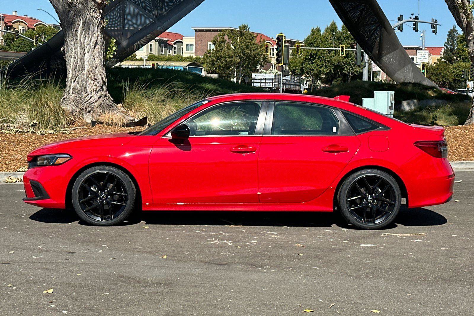 Used 2023 Honda Civic Sport image 7
