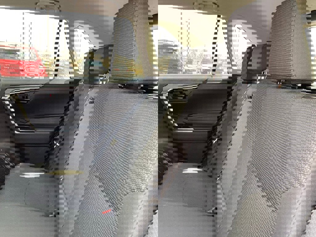 Certified 2025 Toyota RAV4 LE image 10