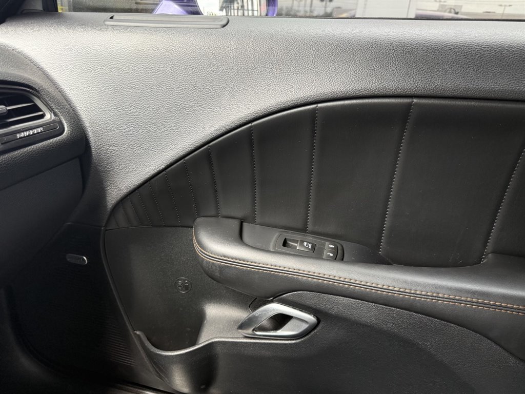 Used 2016 Dodge Challenger R/T Plus RWD image 29