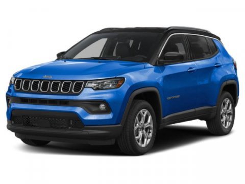 Used 2025 Jeep Compass Latitude w/ Altitude Special Edition image 1
