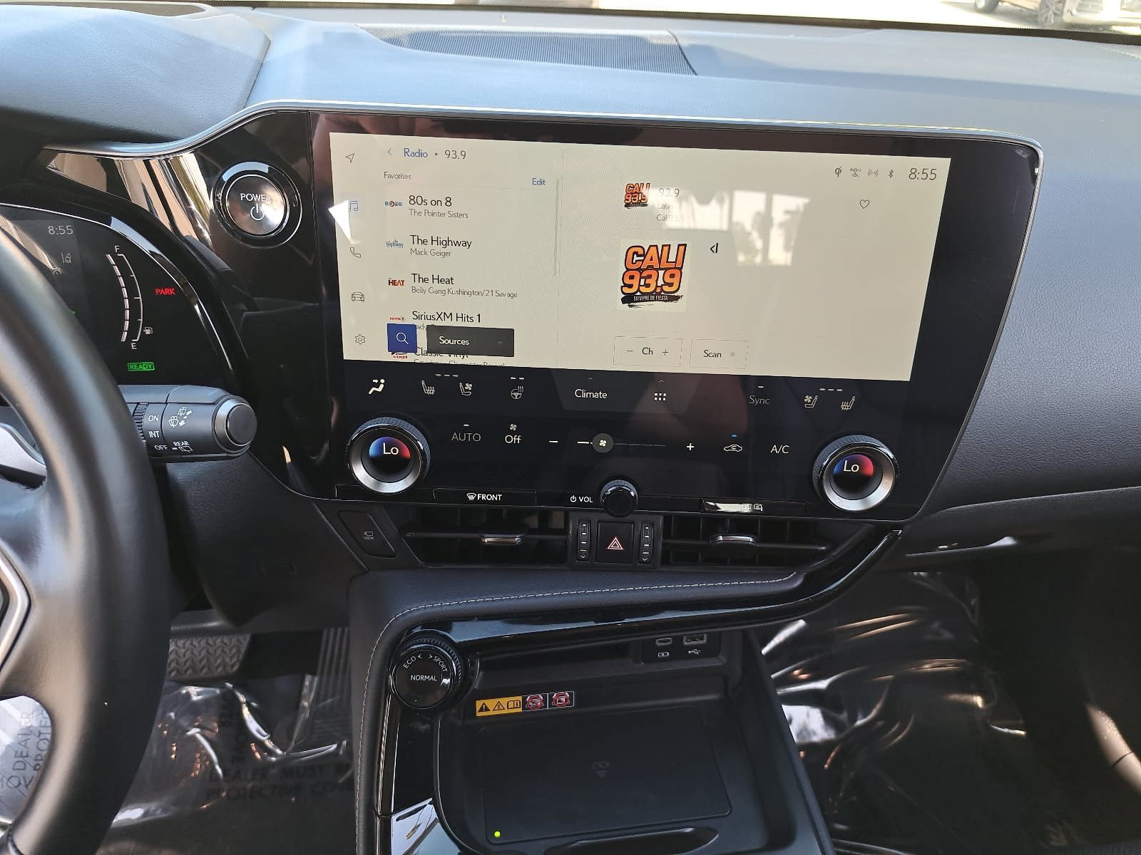 Used 2026 Lexus NX 350h AWD w/ Accessory Package (2T) image 22